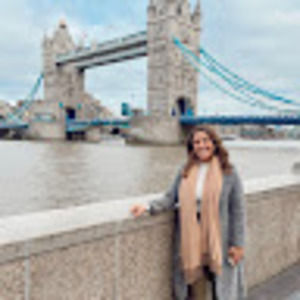 Meet your Posher, Julia